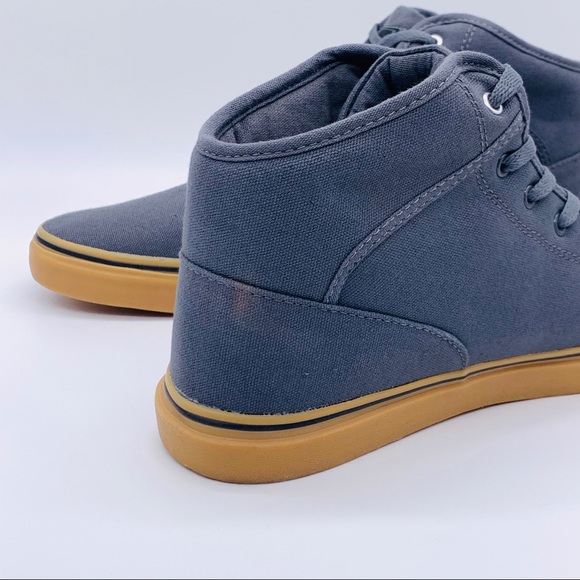 FILA Men’s Mid Gray Canvas Sneakers - Picture 10 of 11